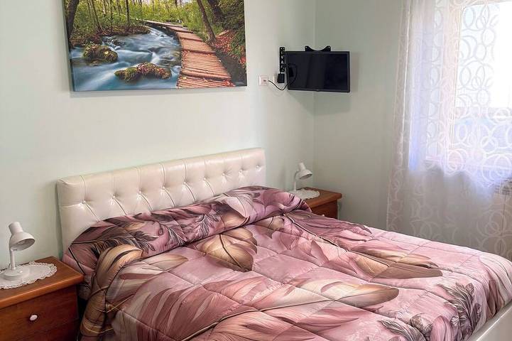 Ganze Wohnung, Domus Palombi - Große Wohnung nur 200 Meter vom Bahnhof und 700 m vom Meer in Ladispoli, Rom Provinz