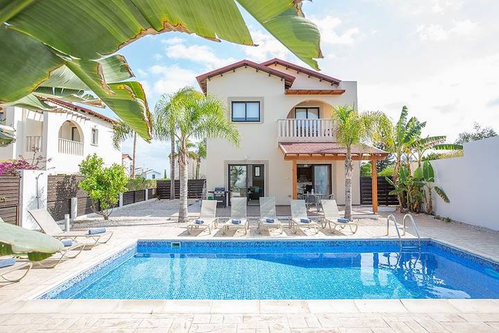 Holiday rental for 8 people, with Balcony and Terrace as well as Garden and Pool in Protaras