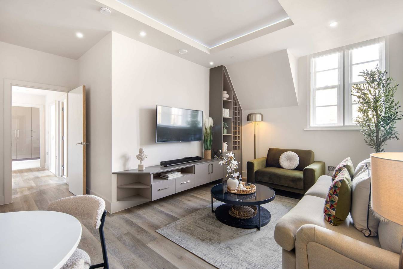 Entire apartment, 5 Mins Walk to Battersea Park   Battersea Retreat in Wandsworth, London