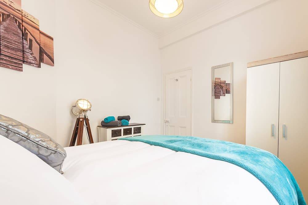 Beautiful Central Exeter Apartment 5 min walk quay in Exeter, Devon