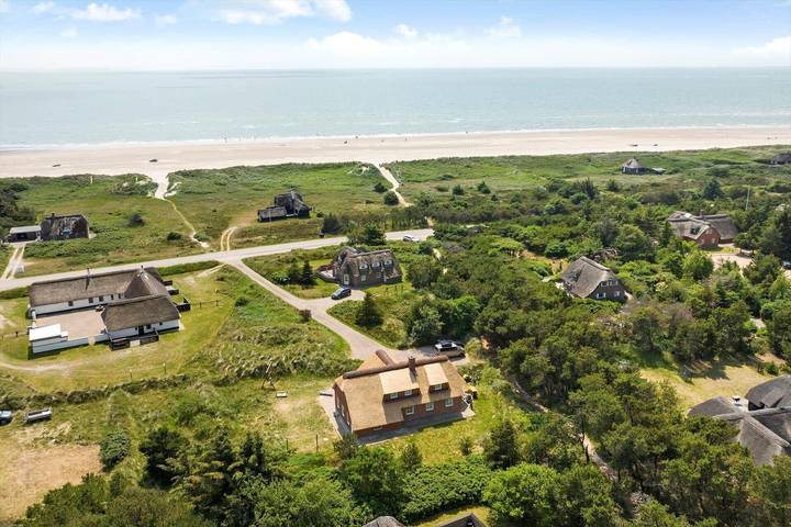Ferienhaus mit Meerblick für 10 Personen, mit Pool und Terrasse sowie Whirlpool und Sauna, mit Haustier in Blavand
