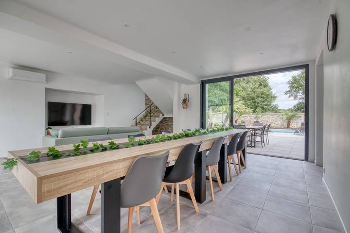 Ferienhaus für 15 Personen, mit Terrasse und Garten sowie Pool in Frankreich - 4