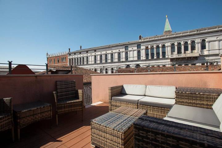 BnB für 2 Personen, mit Terrasse in Venedig