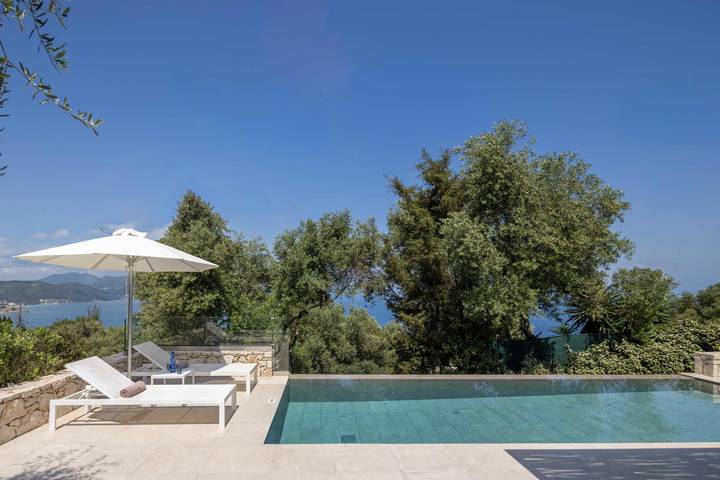 Villa για 4 άτομα, με κήπο στην Κέρκυρα