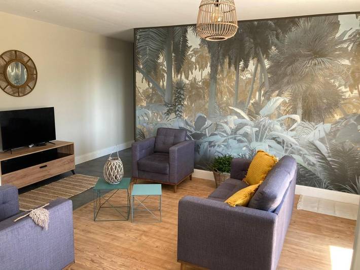 Gîte pour 4 personnes, avec vue et jardin à Hautesvignes