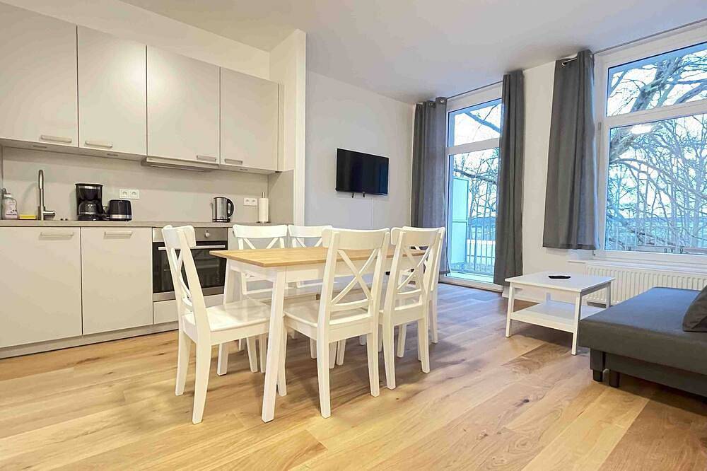 Ganze Wohnung, (Am1056) Moderne Monteurwohnung in Amberg, Ostbayern