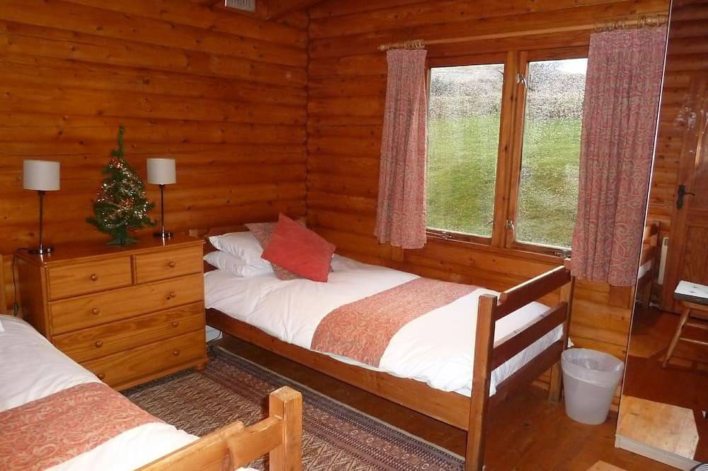 Log Cabin mit Hot Tub | Schlafen 4 | Im Cairngorm Nationalpark | akzeptiert Hunde in Glenshee, Cairngorms National Park