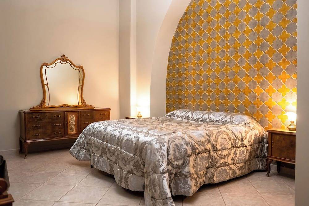 Casa Luca – Strategic location with free garage in Trinitapoli, Barletta-Andria-Trani