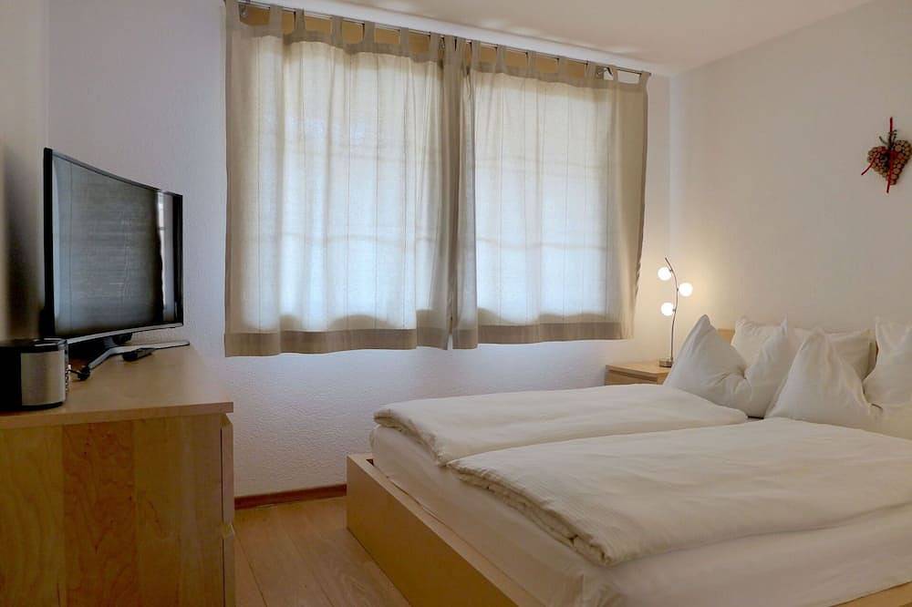 Geheel appartement, Mooi appartement voor 6 personen met Wifi, Tv, terras, panorama en parking in Kandersteg, Frutigen - Lenk - Adelboden