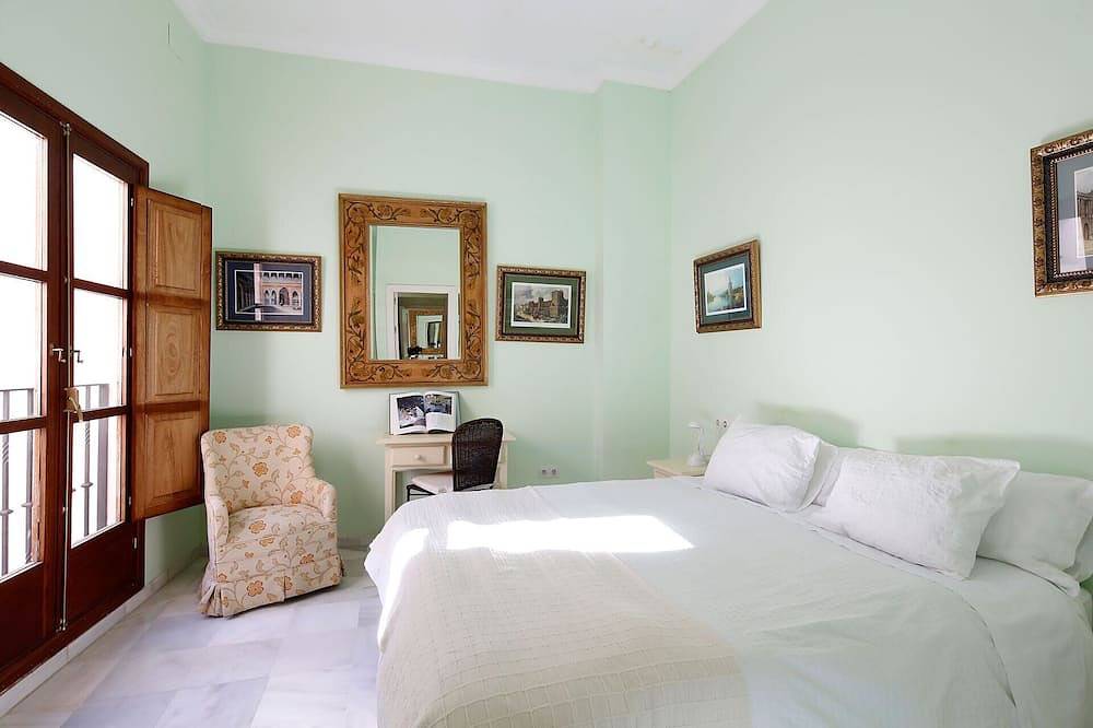 Miguel Terraza. 4 Schlafzimmer, 4 Bäder, Terrasse und privater Pool in Casco Antiguo, Sevilla