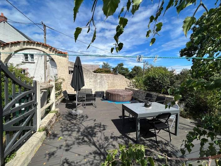 Location de vacances pour 7 personnes, avec jardin et terrasse à Chouzy-sur-Cisse