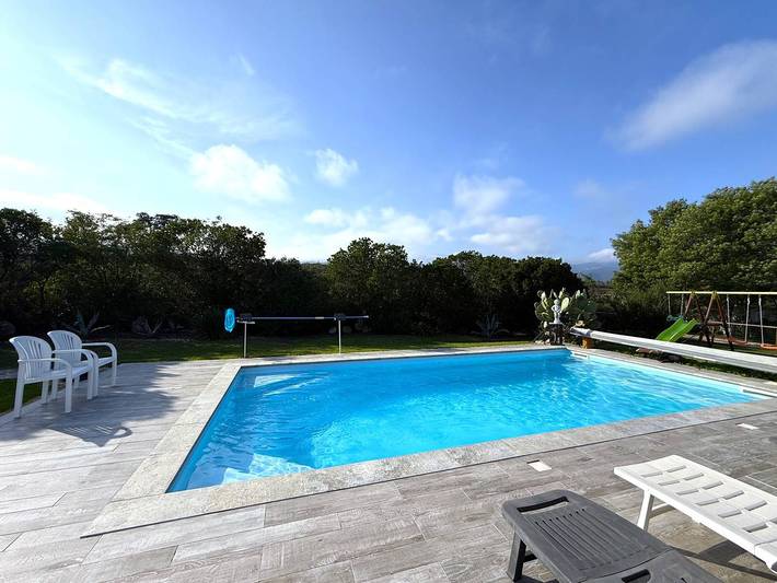 Location de vacances pour 6 personnes, avec jardin et piscine à Solaro - 2