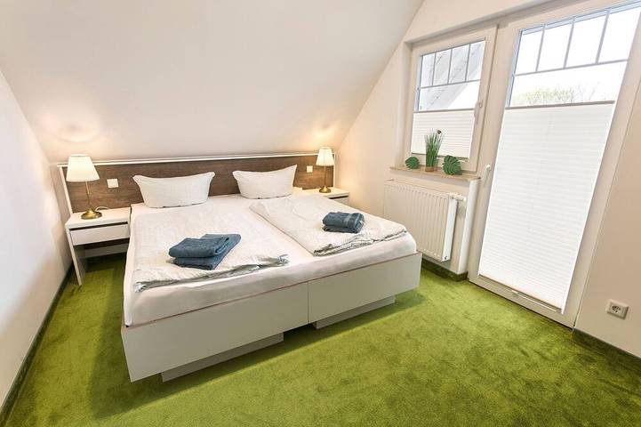 Villa für 8 Personen, mit Balkon in Kröslin - 2