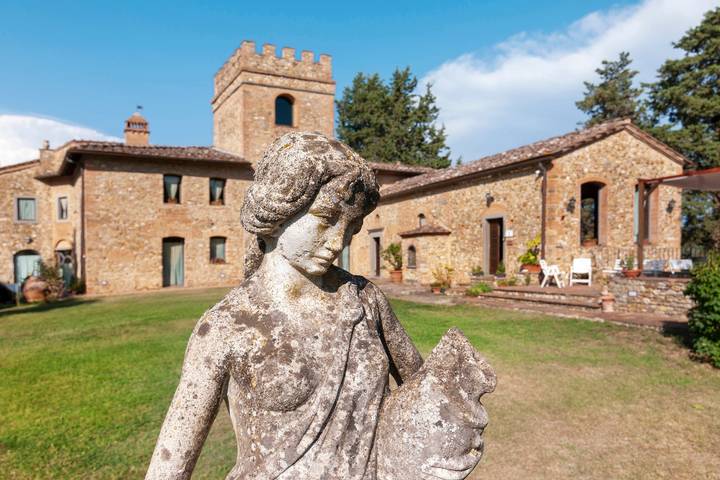 Appartamento intero, Appartamento Rosmarinus - Bilocale con vista sui vigneti toscani in San Casciano in Val di Pesa, Chianti