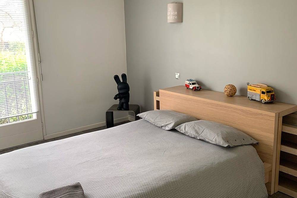 Appartement entier, Appart 3 ch/7 pers. courts sejours in Pau, Béarn