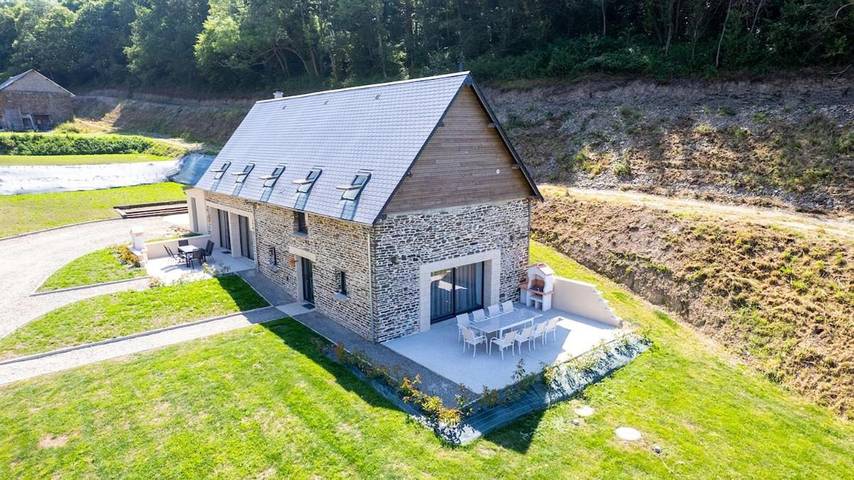 Maison de vacances pour 9 personnes, avec jardin et terrasse, animaux acceptés