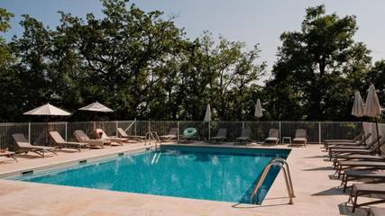 Hôtel pour 2 personnes, avec piscine et jardin, animaux acceptés à Rocamadour