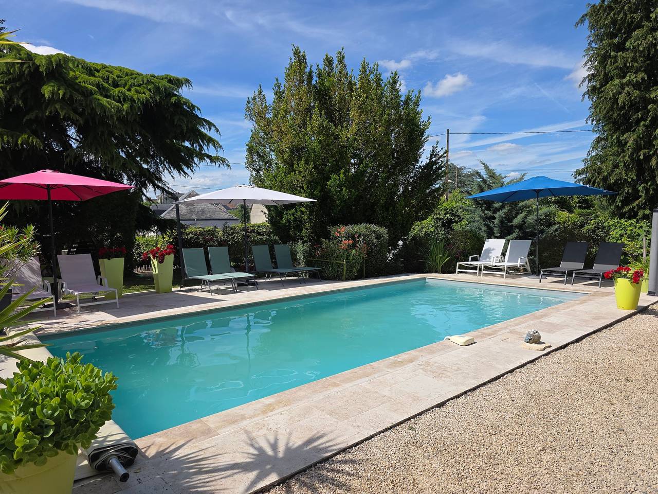 Gite l’Essentiel: Pool, Air Conditioning, Great Location in Sainte-Maure-de-Touraine, Chinon region