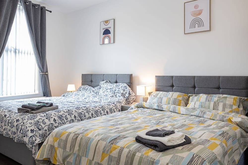 Tco Luxury Family Executive Room 5 in Liverpool, Merseyside