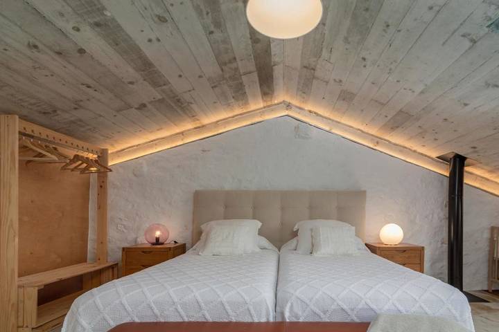 Casa rural para 6 personas, con vistas además de piscina y jardín en Valle del Pas-Pisueña - 4