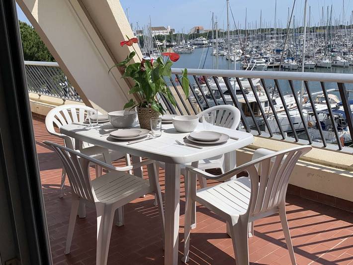 Appartement de vacances pour 4 personnes, avec terrasse et piscine dans le Gard - 2