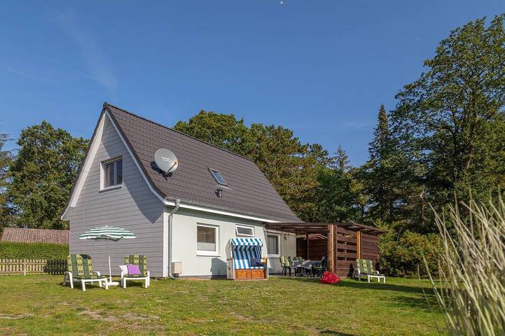 Ferienhaus für 6 Personen, mit Garten in Wisch