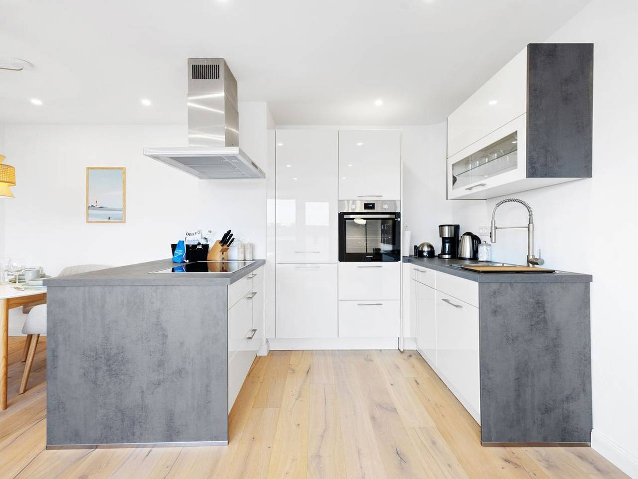 Ganze Ferienwohnung, Lykke - Hochwertige modern-skandinavische Ferienwohnung mit Balkon in Hörnum, Sylt