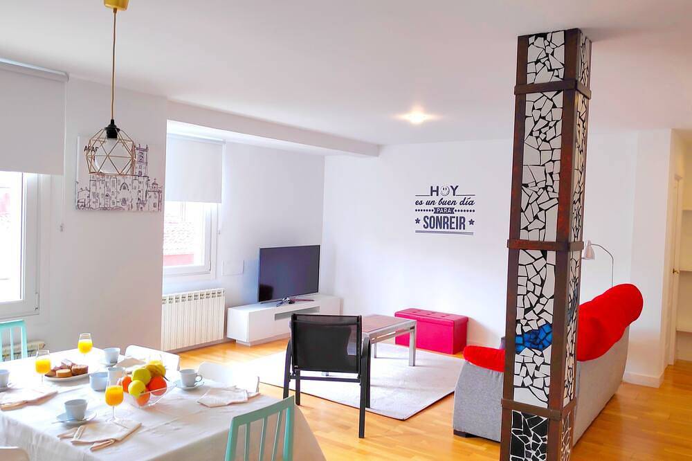 Ganze Wohnung, Very bright apartment ideal for visiting La Rioja in Nájera, La Rioja Provinz