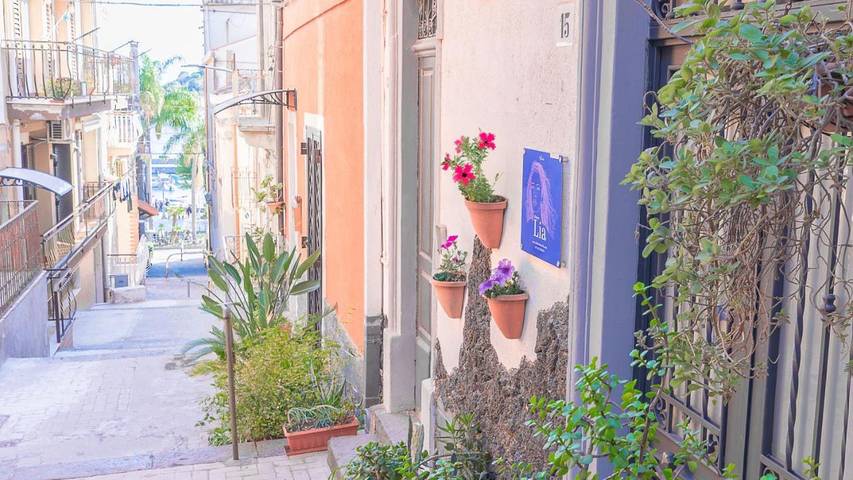 Location de vacances pour 6 personnes, avec terrasse, animaux acceptés à Aci Castello - 2