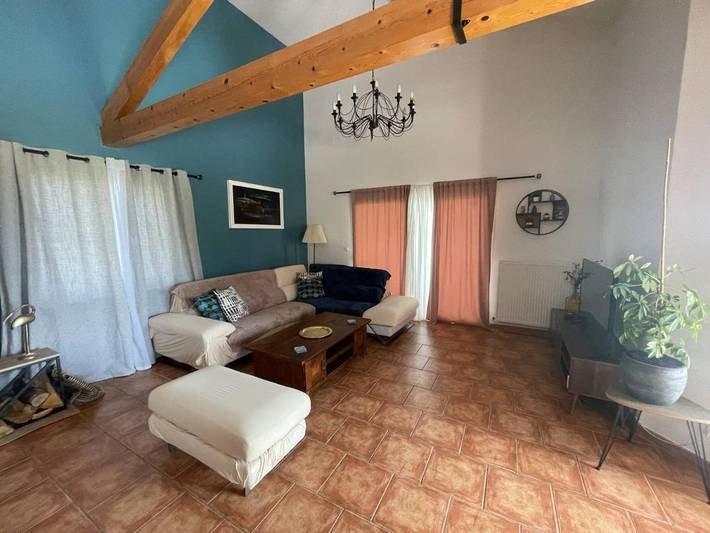 Location de vacances pour 8 personnes, avec jardin ainsi que piscine et vue à Saint-Romain-de-Lerps - 3