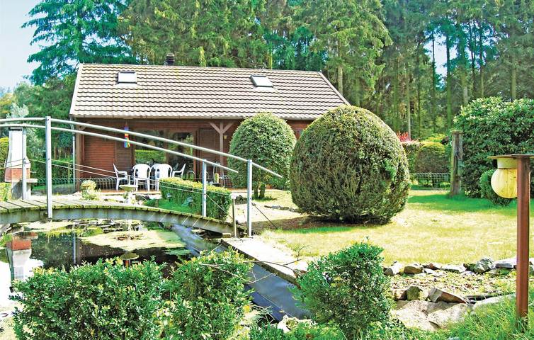 Ferienhaus für 6 Personen, mit Terrasse und Garten - 1