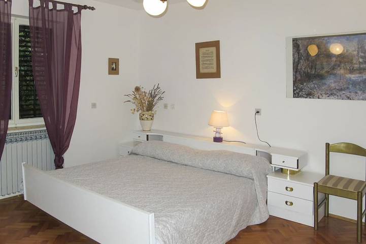 Gîte pour 5 personnes, avec jardin dans Mošćenice - 2