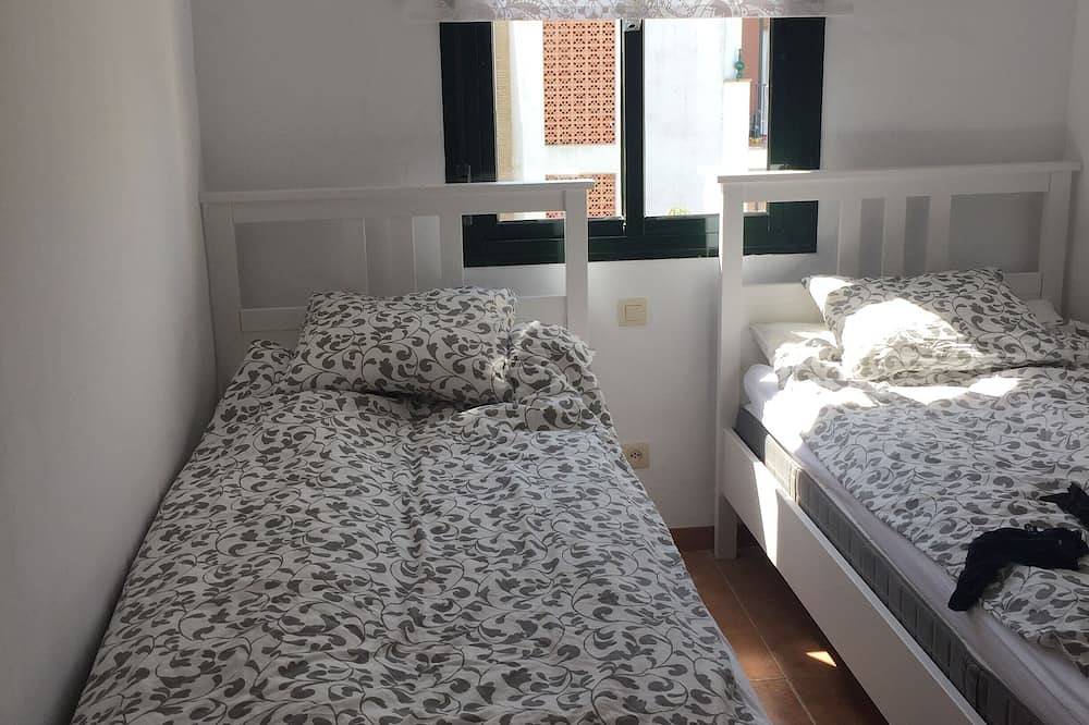 Apartamento entero, Primera línea en la playa con gran terraza privada in Atlanterra, Tarifa