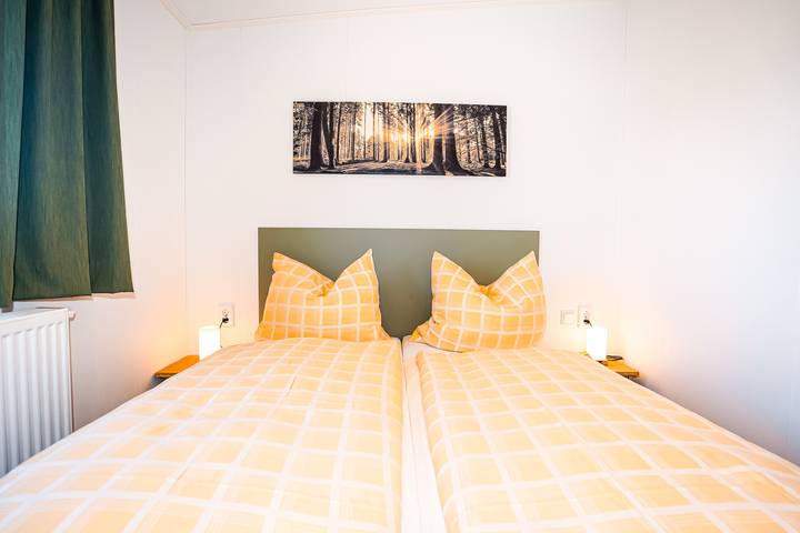 Camping für 4 Personen, mit Terrasse und Garten in Grömitz - 2