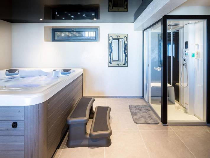 Location de vacances pour 6 personnes, avec jardin et jacuzzi, animaux acceptés à Goulven - 4