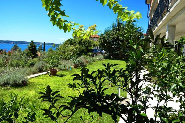 Ferienwohnung für 3 Personen, mit Balkon und Ausblick - 1