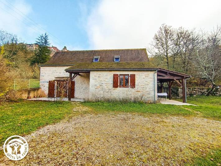 Gîte pour 5 personnes, avec jardin et terrasse