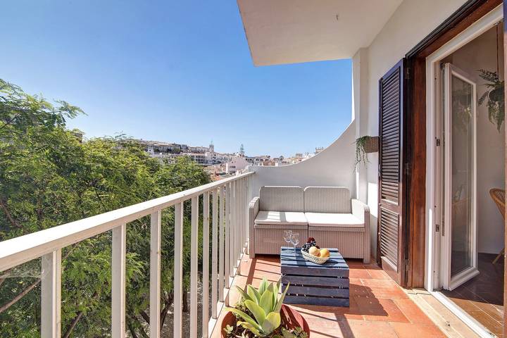 Hel lägenhet, Beach Apartment 'Hanna's Sunny' with Balcony and Air Conditioning in Albufeira e Olhos de Água, Faro distrikt