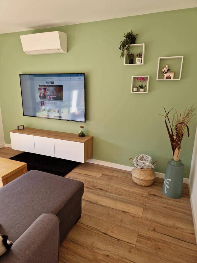 Gîte pour 6 personnes, avec terrasse et jardin à Peri - 3