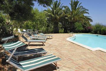 Finca für 8 Personen, mit Terrasse und Garten auf Sardinien