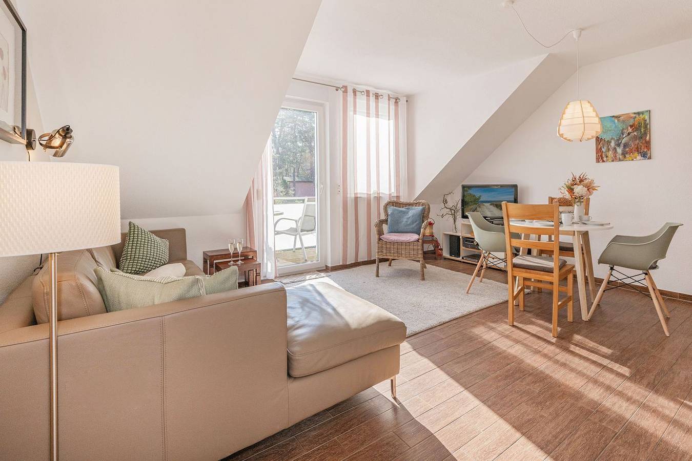 Appartement entier, Moderne Ferienwohnung in Trassenheide mit Balkon, nur 150 m vom Strand entfernt in Trassenheide, Usedomer Norden
