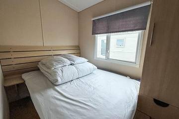 Glamping for 8 People in St Osyth, Essex, Photo 1