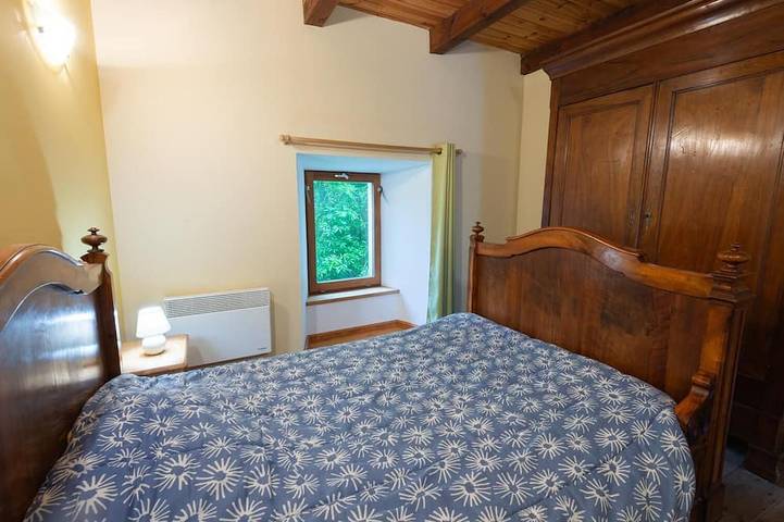 Location de vacances pour 7 personnes, avec jardin à Saint-Paul-le-Froid - 3