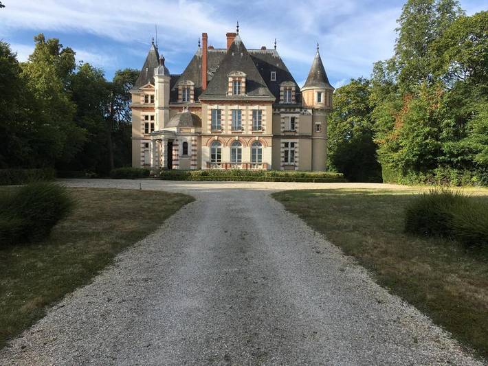 Chambre d’hôte pour 2 personnes, avec Terrasse et Jardin ainsi que Piscine et Vue à Triguères