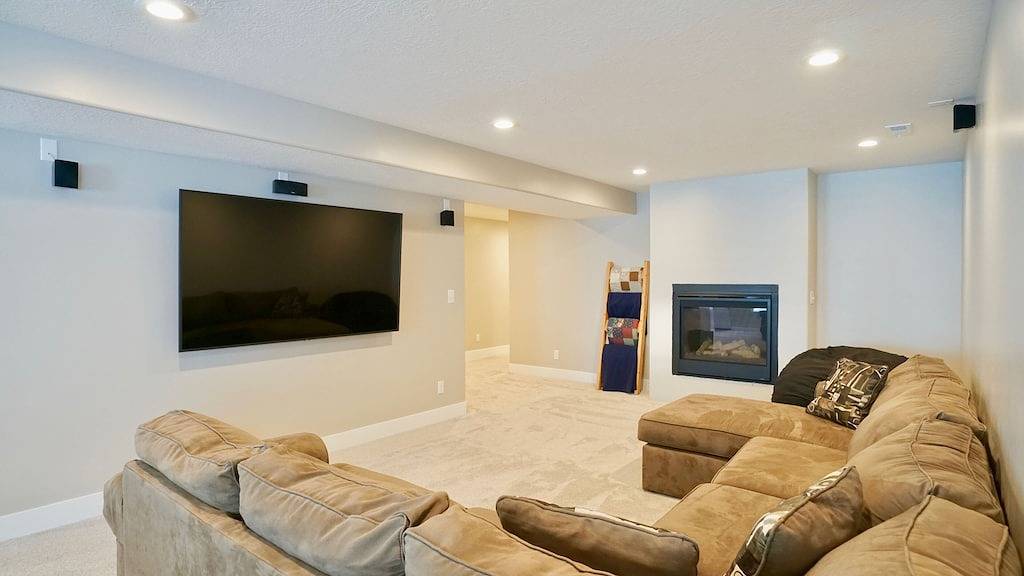 Ganze Wohnung, Geräumiges Kellerapartment mit separatem Eingang in Utah Lake