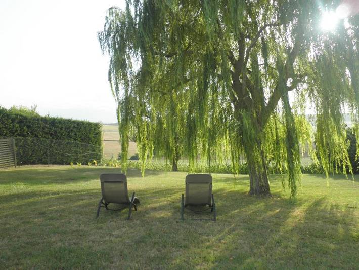 Location de vacances pour 3 personnes, avec jardin ainsi que piscine et terrasse à Cadalen - 4