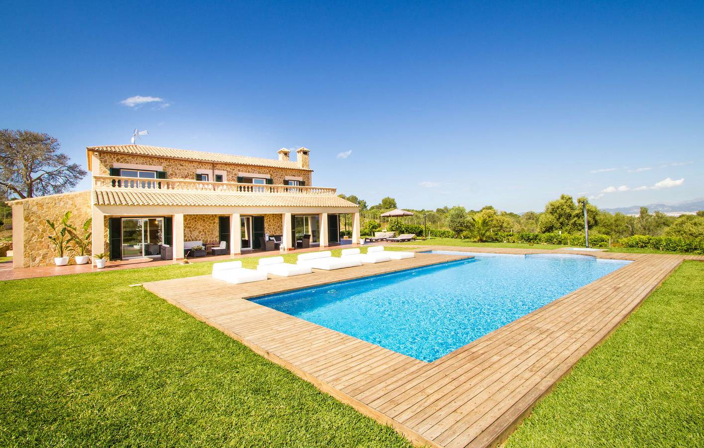 Retiro acolhedor com piscina, cozinha e ar condicionado in Palma de Maiorca, Maiorca (Oeste)