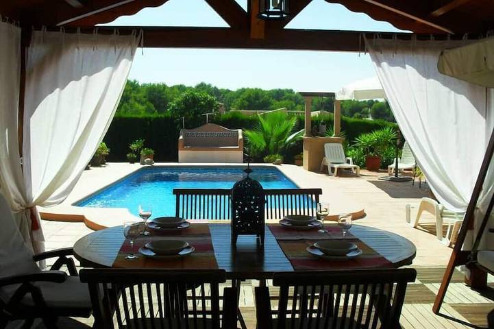Chalet voor 5 personen, met tuin en terras aan de Costa Blanca