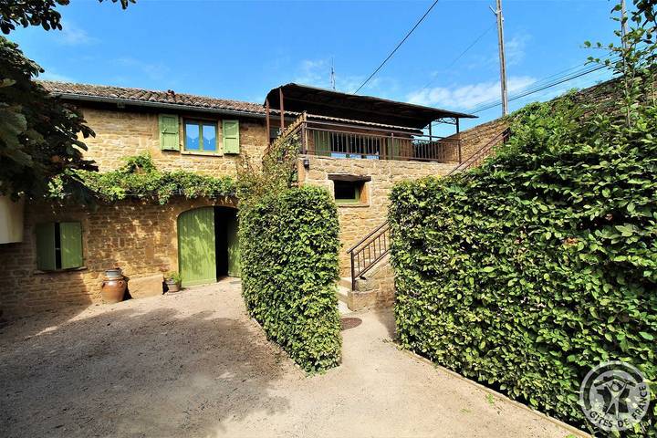 Gîte de Pelozane in Charnay, Beaujolais