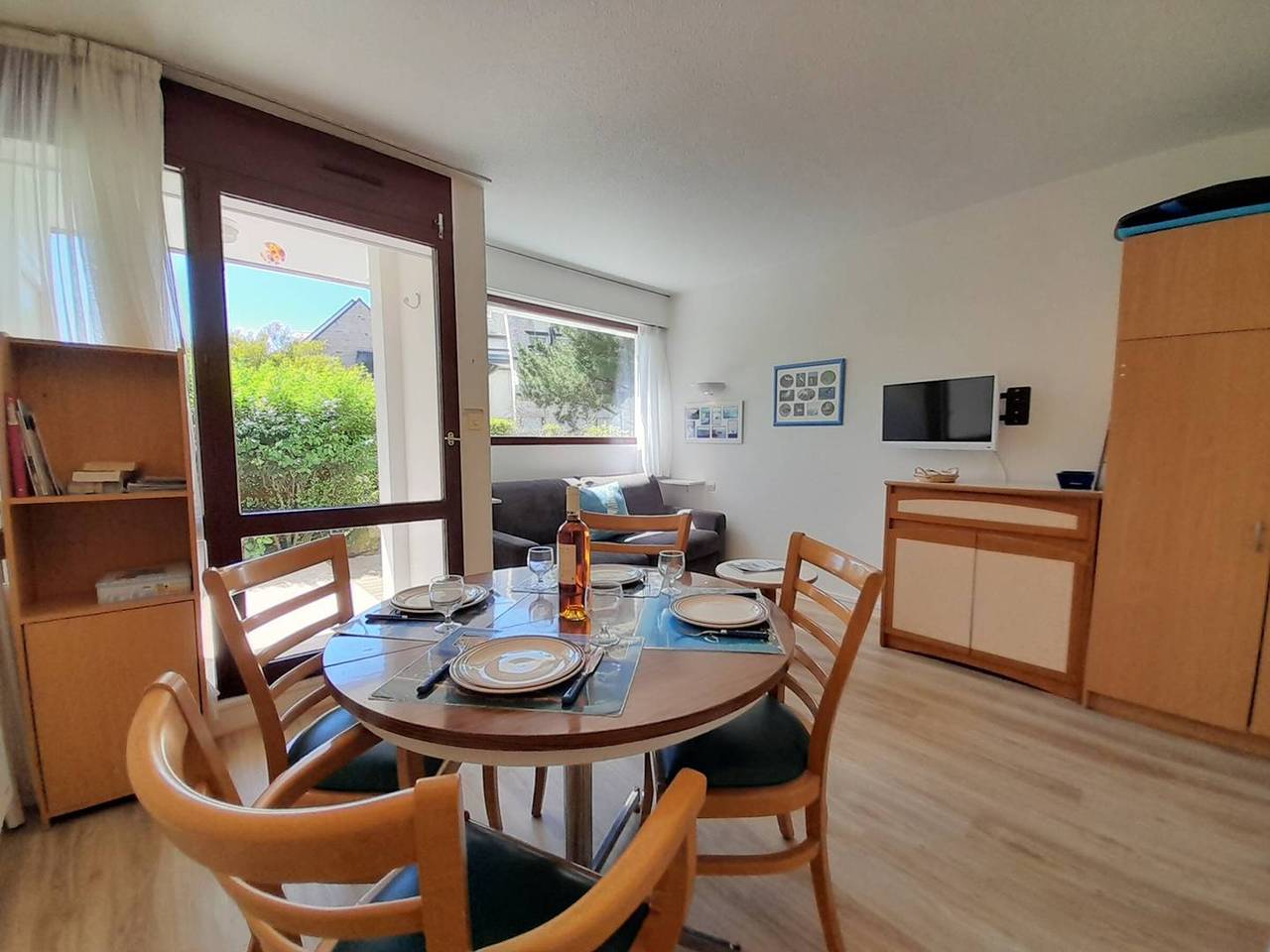 Studio entier, Carnac: Studio Cabine 28m², Piscine, Animaux Acceptés in Carnac, Côte des Mégalithes